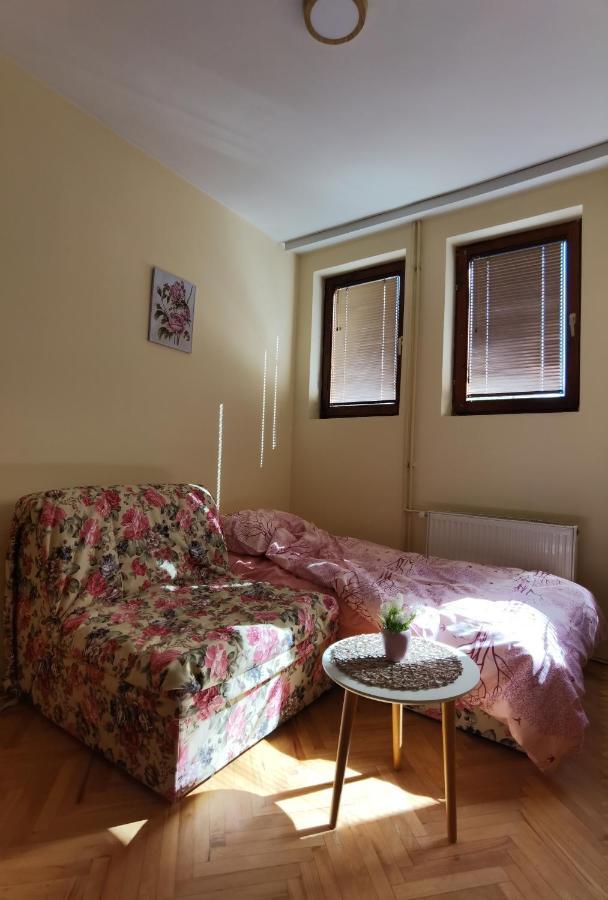Kraguj Apartments 1 Kragujevac Zewnętrze zdjęcie